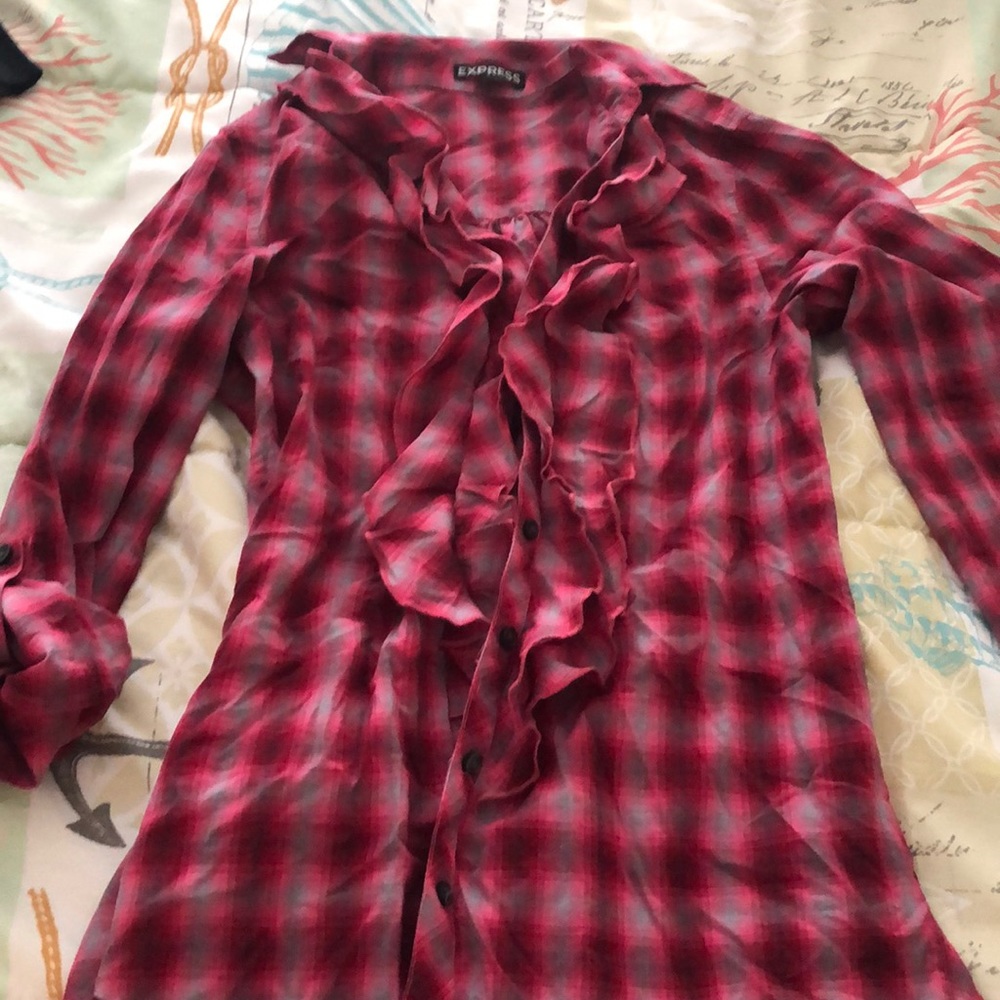 Great Express button firm shirt with ruffle